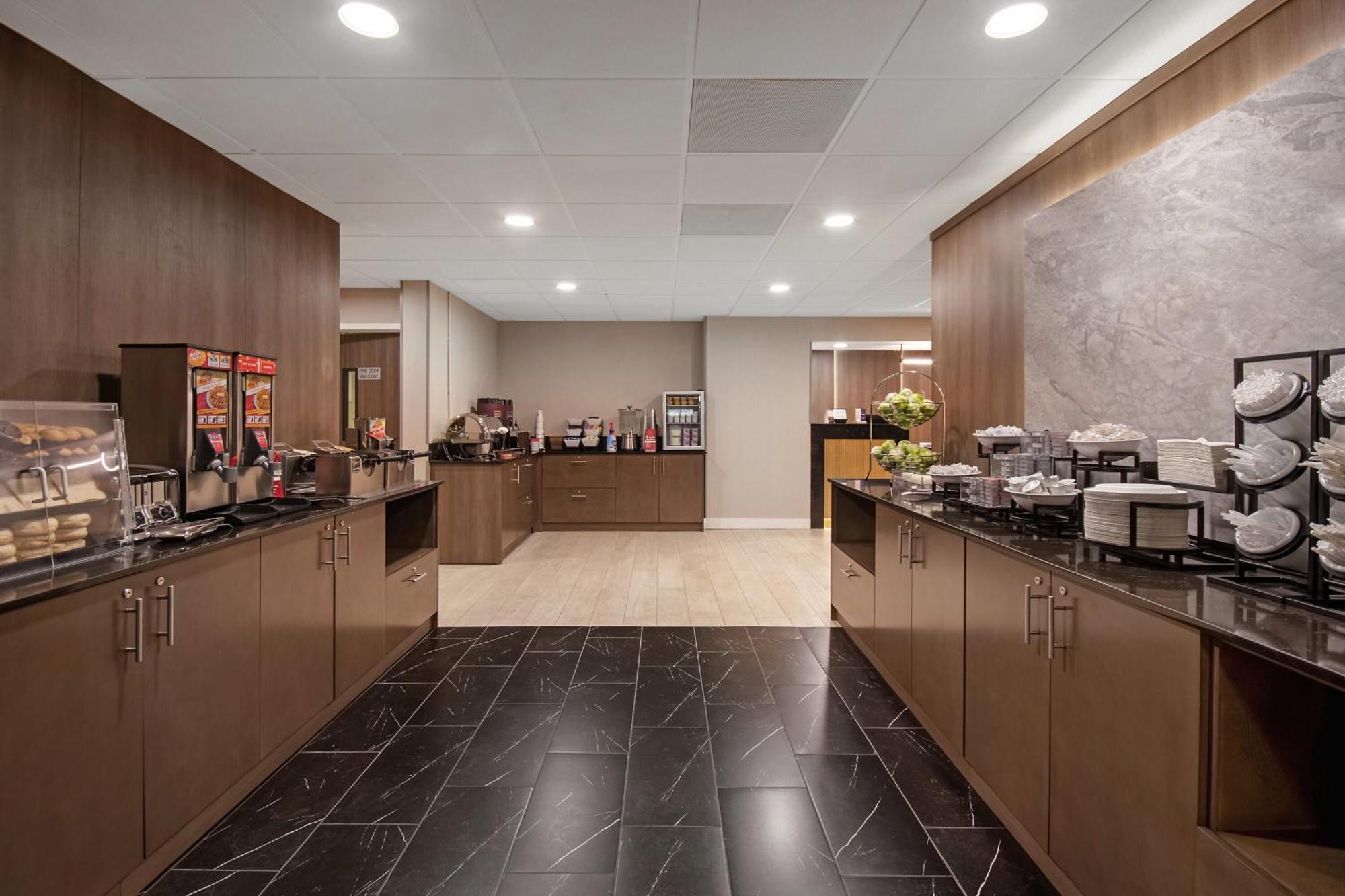 Best Western Plus Meadowlands Secaucus Esterno foto