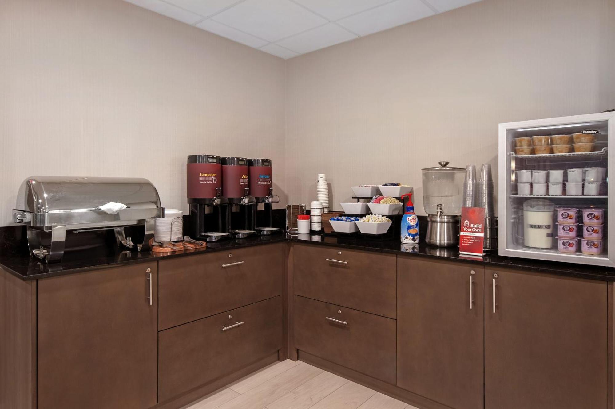 Best Western Plus Meadowlands Secaucus Esterno foto