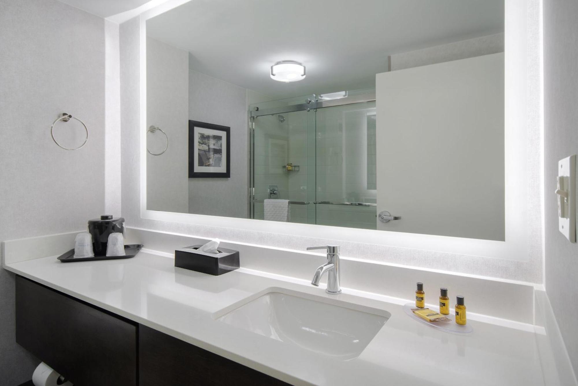 Best Western Plus Meadowlands Secaucus Esterno foto